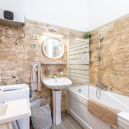 Διαμέρισμα Stylish Modern Next To New York Cafe *